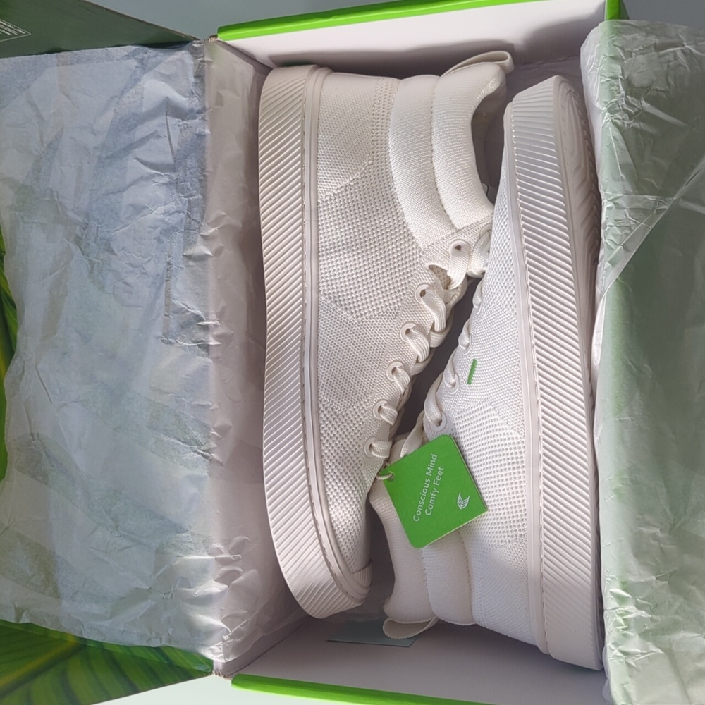 Cariuma (White Bamboo Knit/White Sole) 10.5M/12W - Picture 5 of 6
